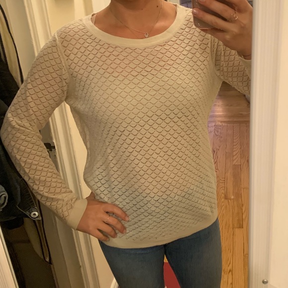 Beautiful cream lattice work sweater - Picture 2 of 7